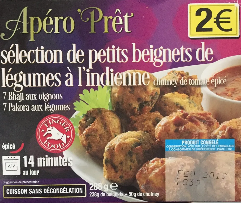 Selection de petits beignets de legumes a l’indienne