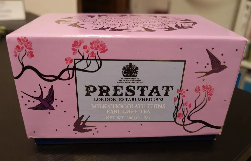 milk chocolate thins Earl grey tea