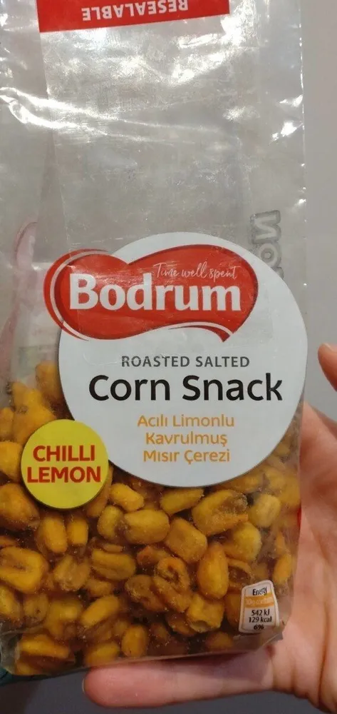Roasted salted corn snack chilli lemon