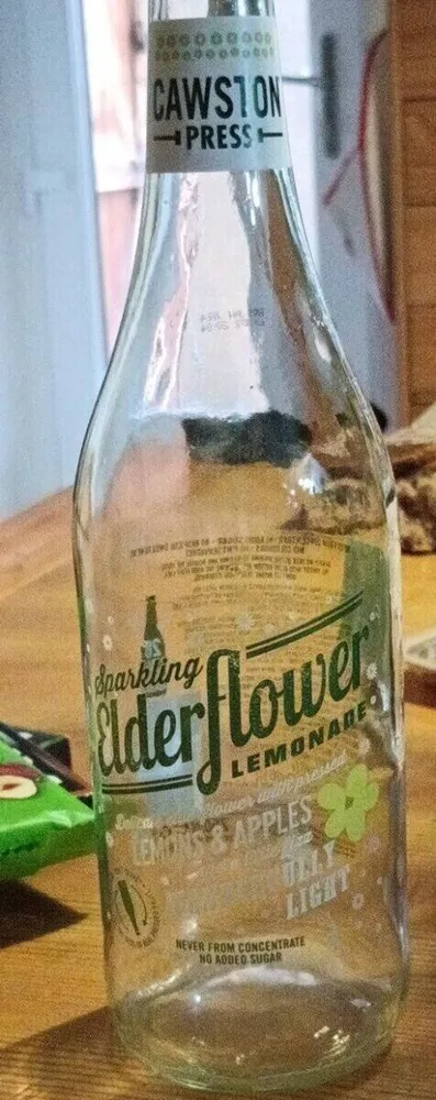 Sparkling Elderflower lemonade