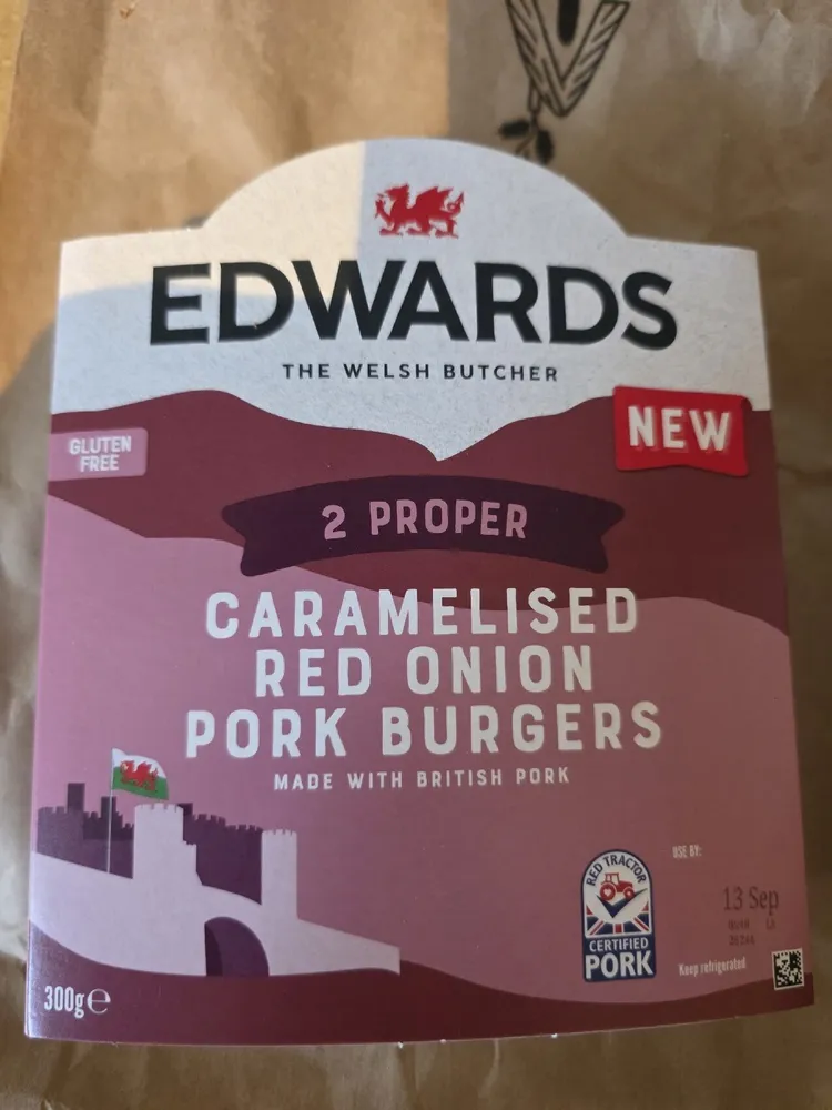 Red onion and pork burger