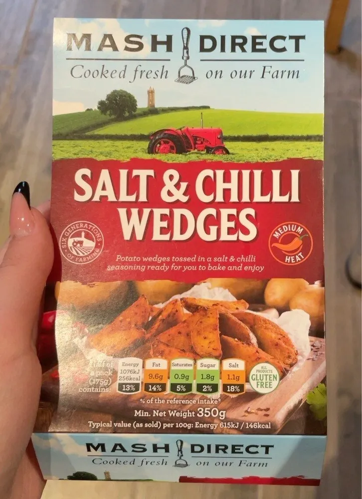 Salt & chilli wedges