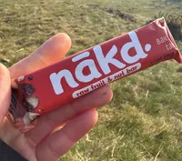 Bakewell tart raw fruit & nut bar