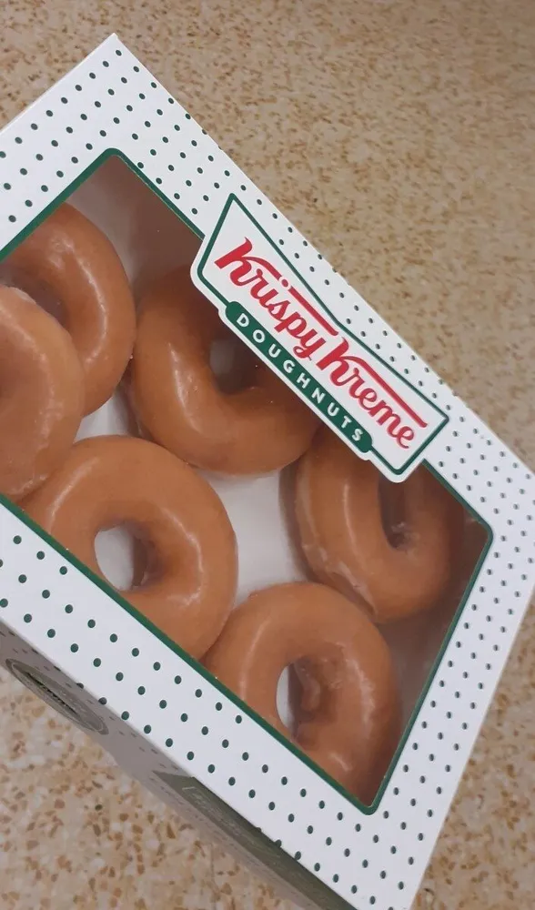 Krispy creme 6 glazed doughnuts