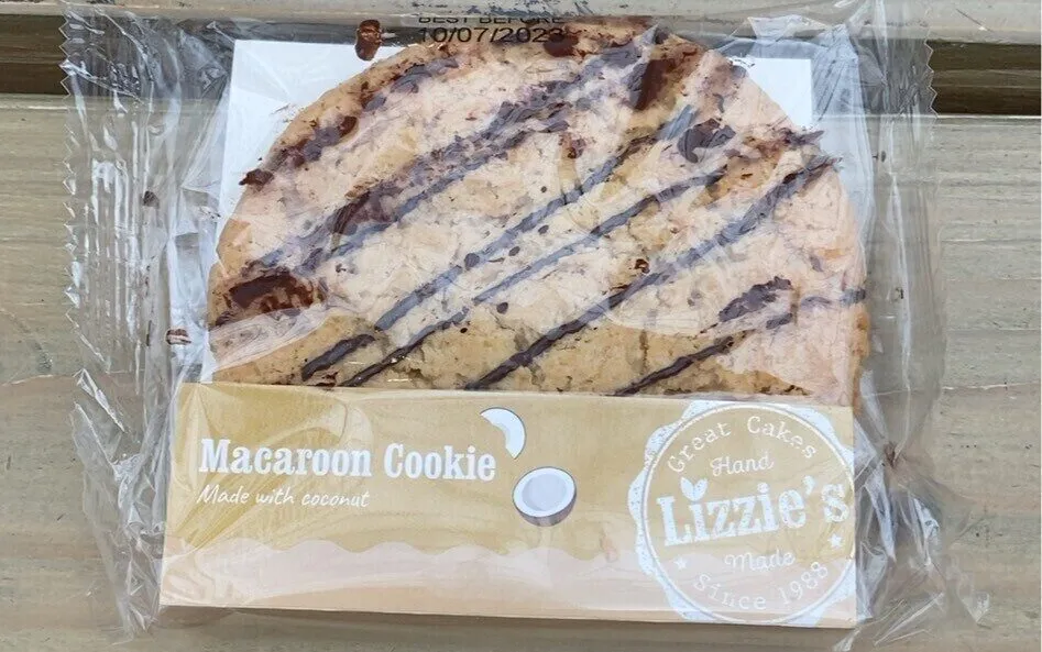 Macaroon cookie