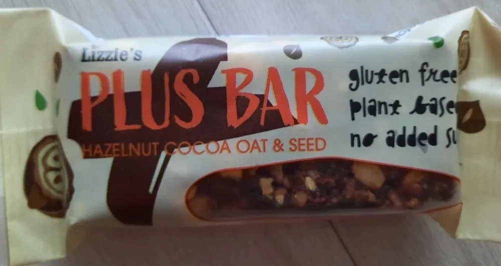 Lizzie's PLUS BAR hazelnut cocoa oat & seed