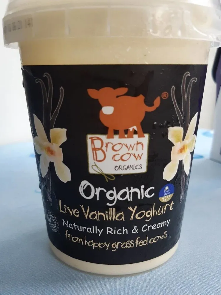 Live vanilla yoghurt