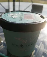 Raspberry simply ice cream
