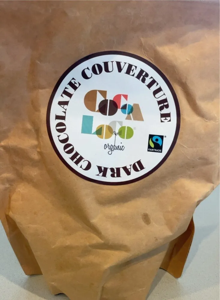 Dark chocolate couverture