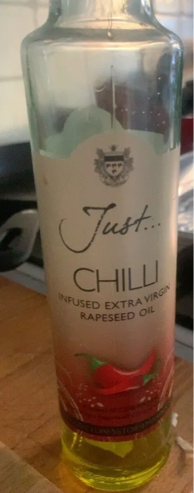 Chilli infused extra virgin rapeseed oil