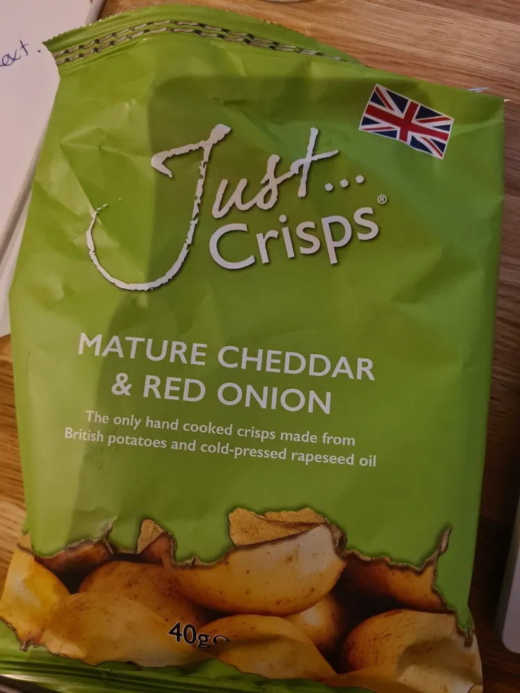 Mature Cheddar And Red Onion Crisps