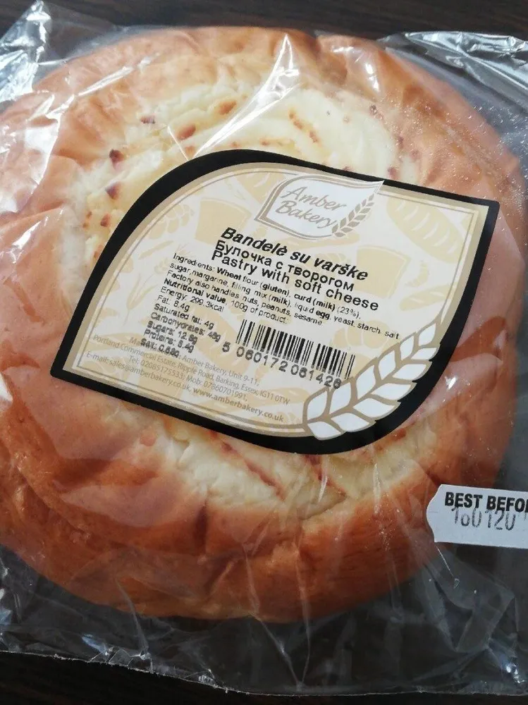 Pastry with soft cheese