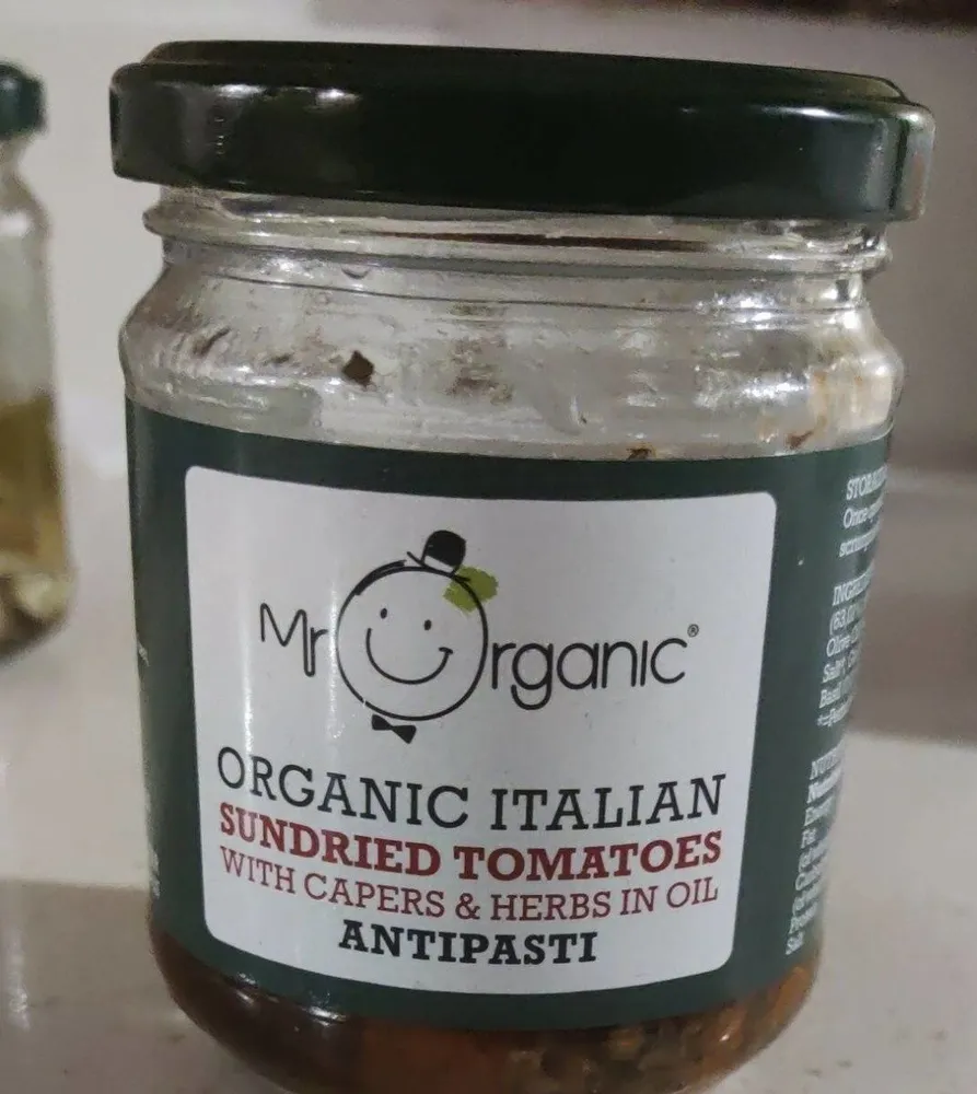ITALIAN ORGANIC SUNDRIED TOMATOES WITH CAPERS & HERBS IN OIL
