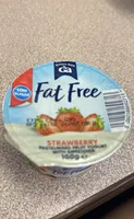Strawberry Pasteurised Fruit Yogurt with Sweetener