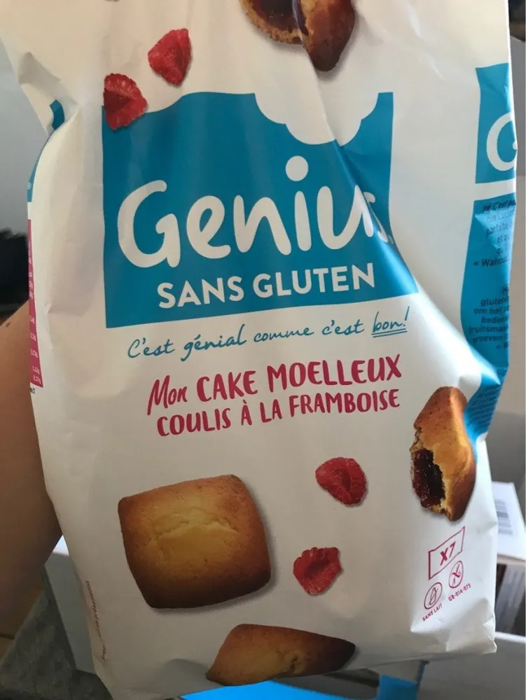 Cake moelleux coulis à la framboise