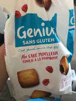 Cake moelleux coulis à la framboise