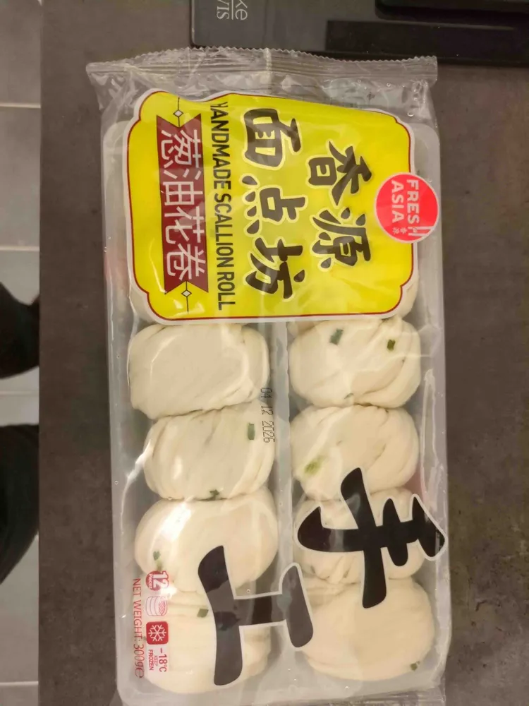 Handmade scallion roll