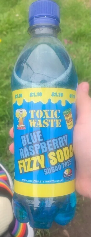 Toxic waste, blue raspberry fizzy soda sugar-free