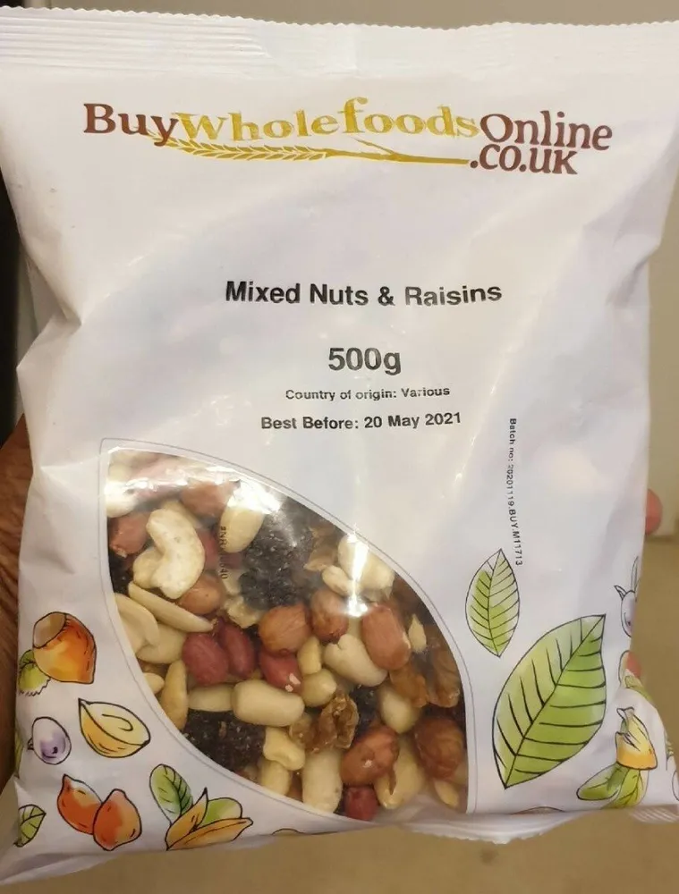 Mixed Nuts & raisins