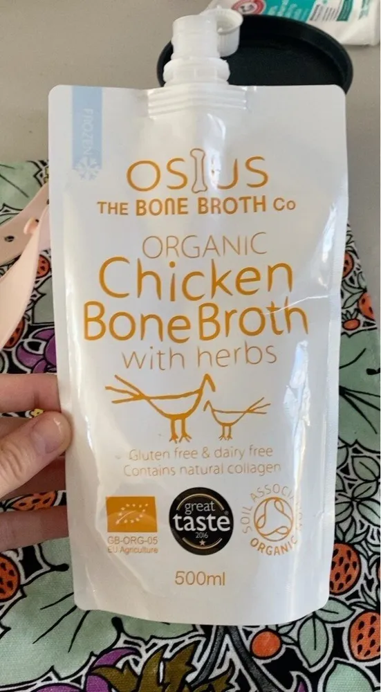 Organic chicken bone broth