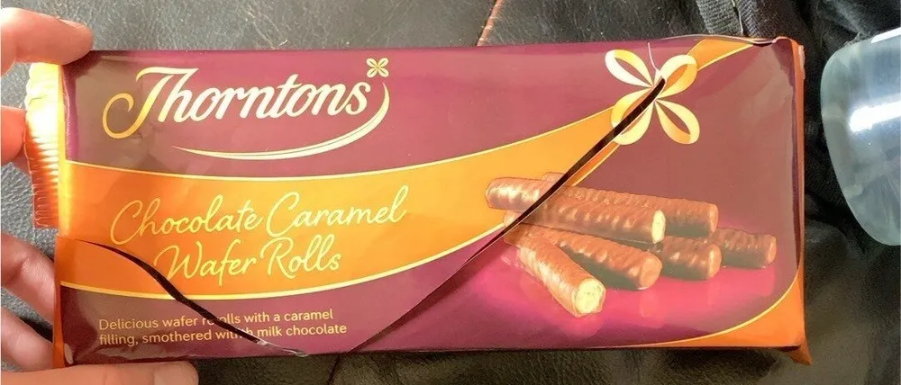 Chocolate Caramel wafer rolls