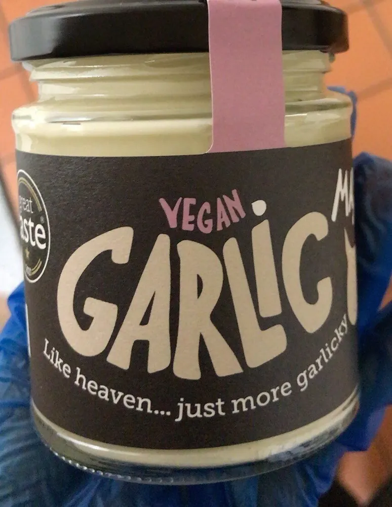 Vegan garlic mayo