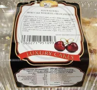 Short cake with jelly, cram and fruit
