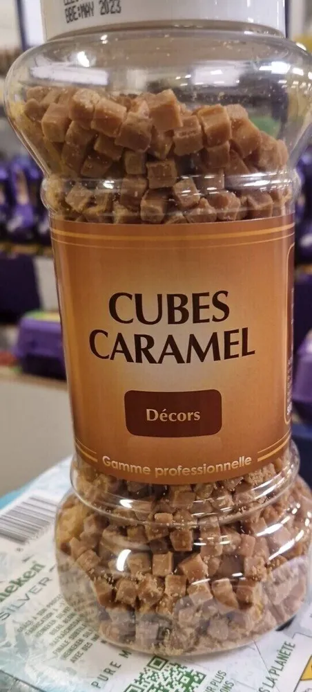 Cubes caramel