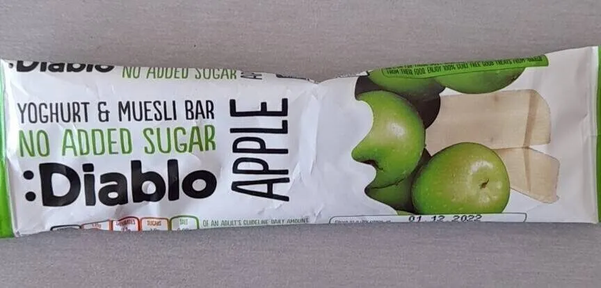 Yoghourt muesli bar Apple