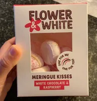 Meringue kisses