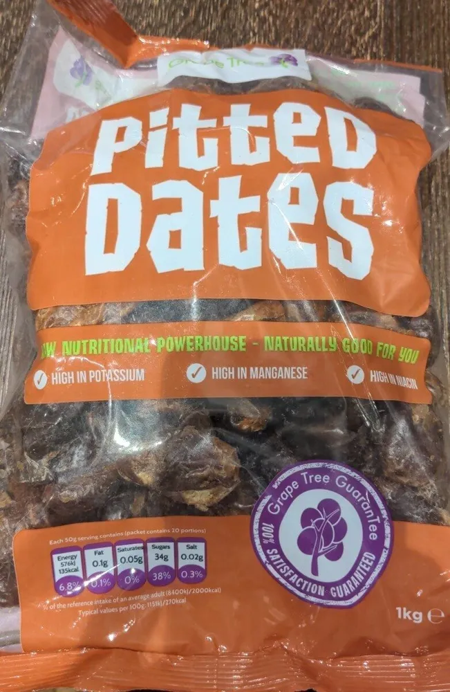 Pitted dates