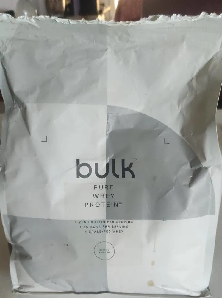 Pure whey protein (berries & cream)
