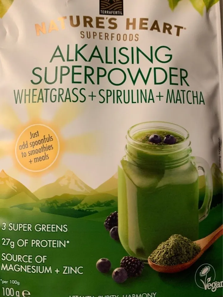 Poudre wheatgrass, matcha, spiruline, goldberry