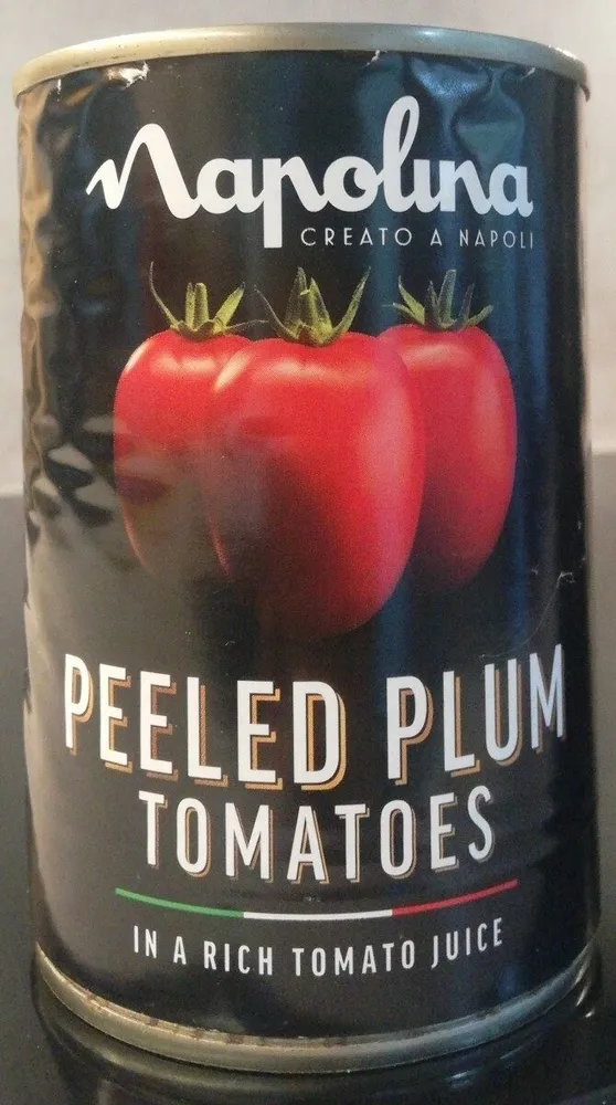 Peeled plum tomatoes