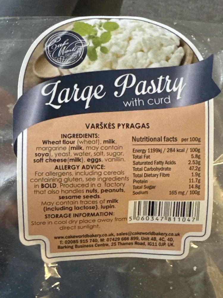 Large Pastry with curd