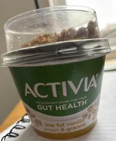 Low Fat Vanilla Yogurt & Granola