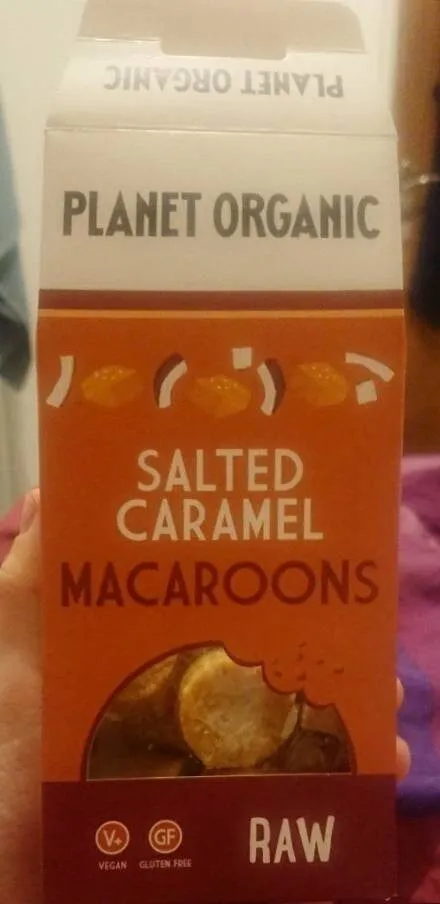 Salted Caramel Macaroons