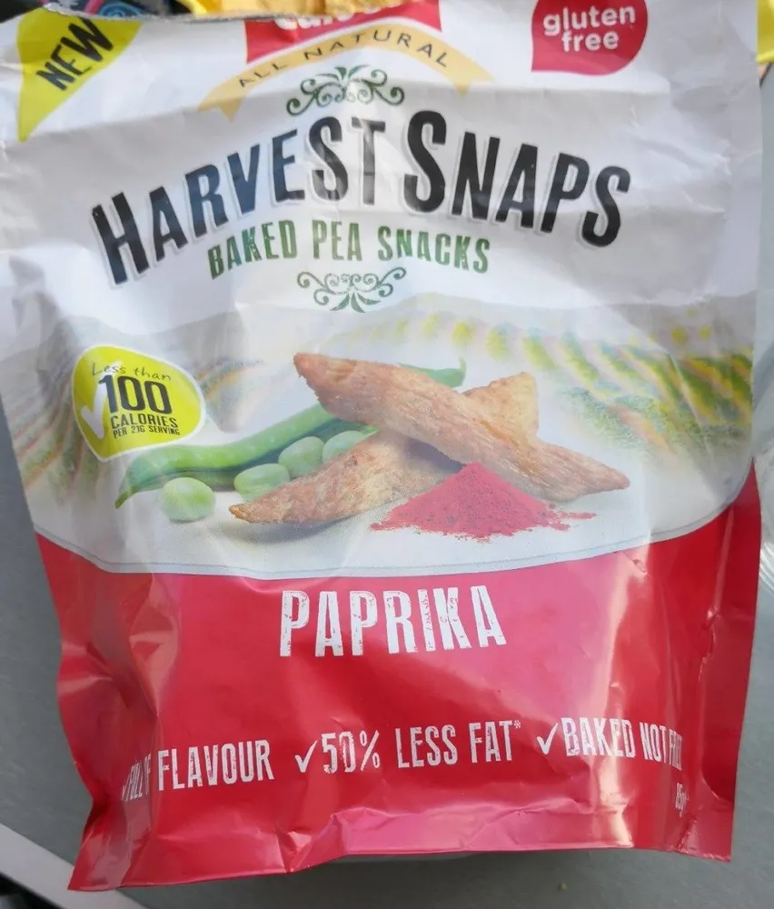 Baked pea snacks