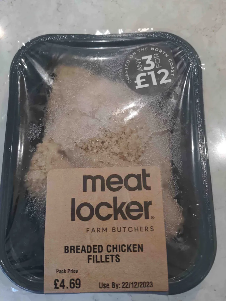 Breaded chicken fillets