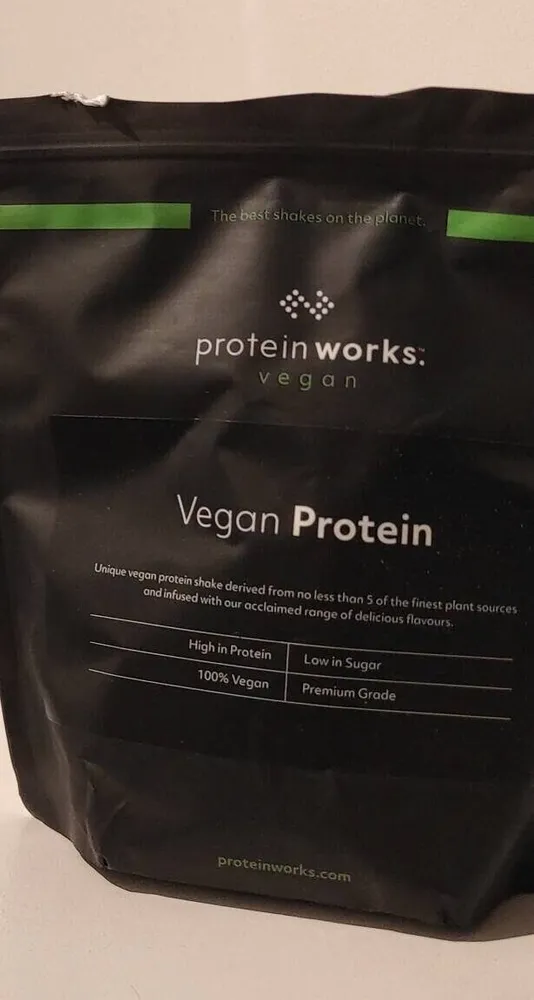 Vegan protein cookie n' cream