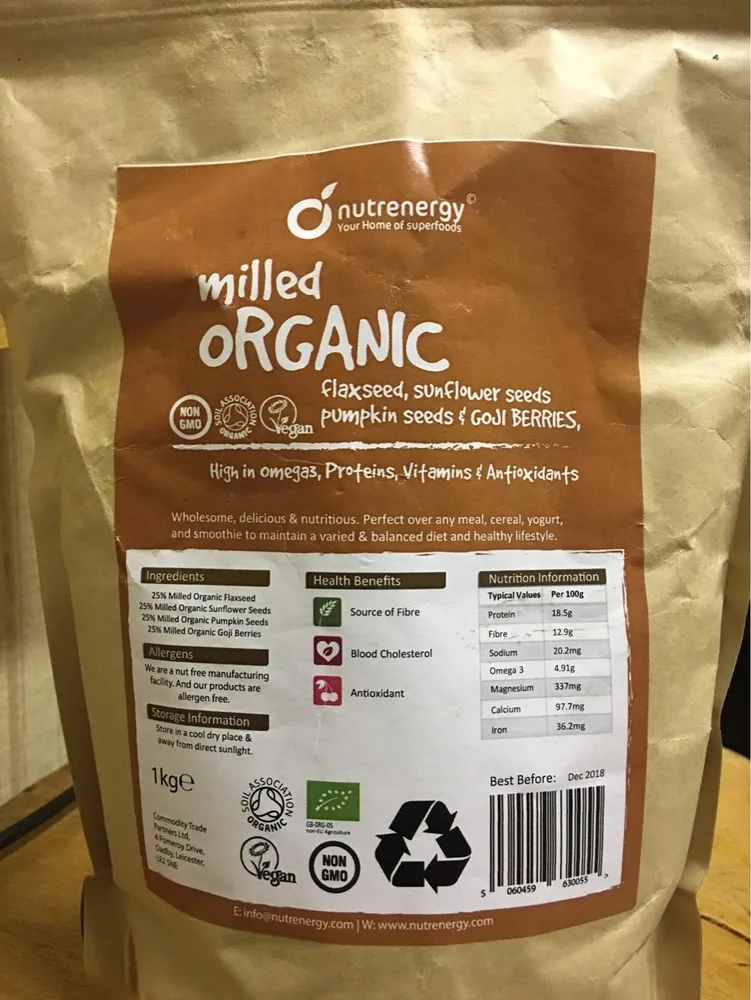 Milled Organic (graines de lin, tournesol, citrouille, et baies de goji mixés)