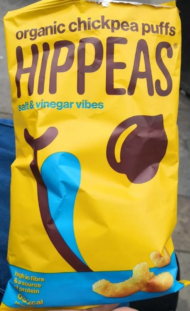 Organic chickpea puffs