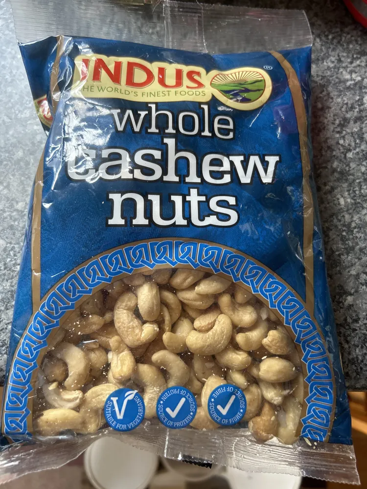 Whole Cashew Nuts