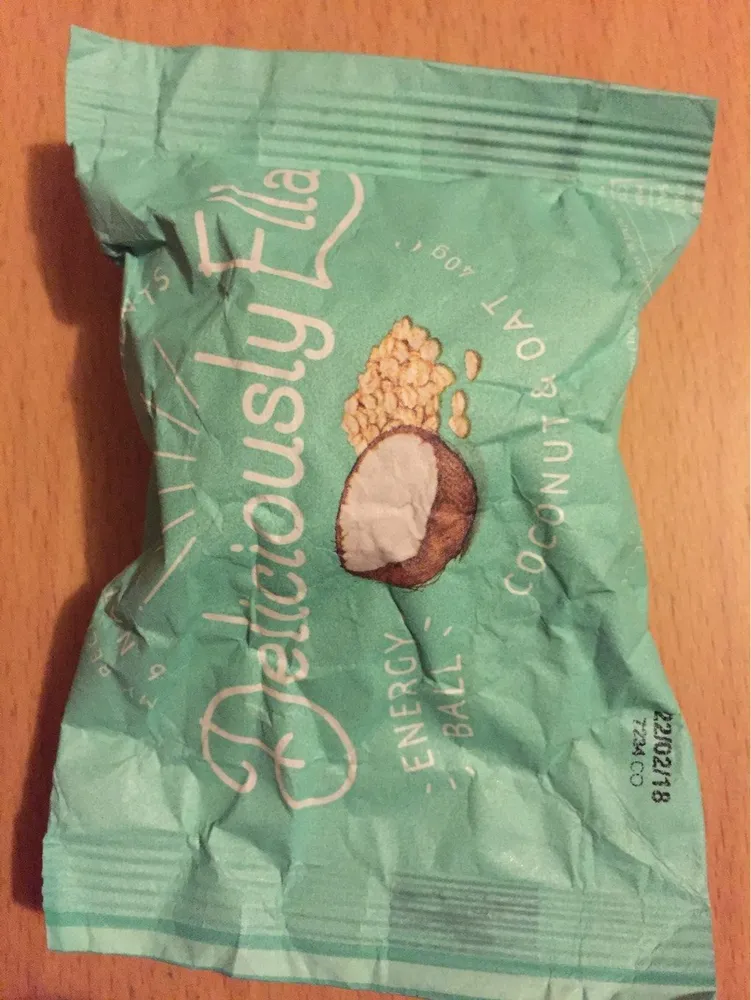 Coconut & oat energy ball
