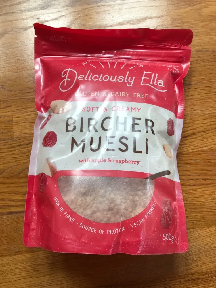 Bircher Muesli with apple & raspberry
