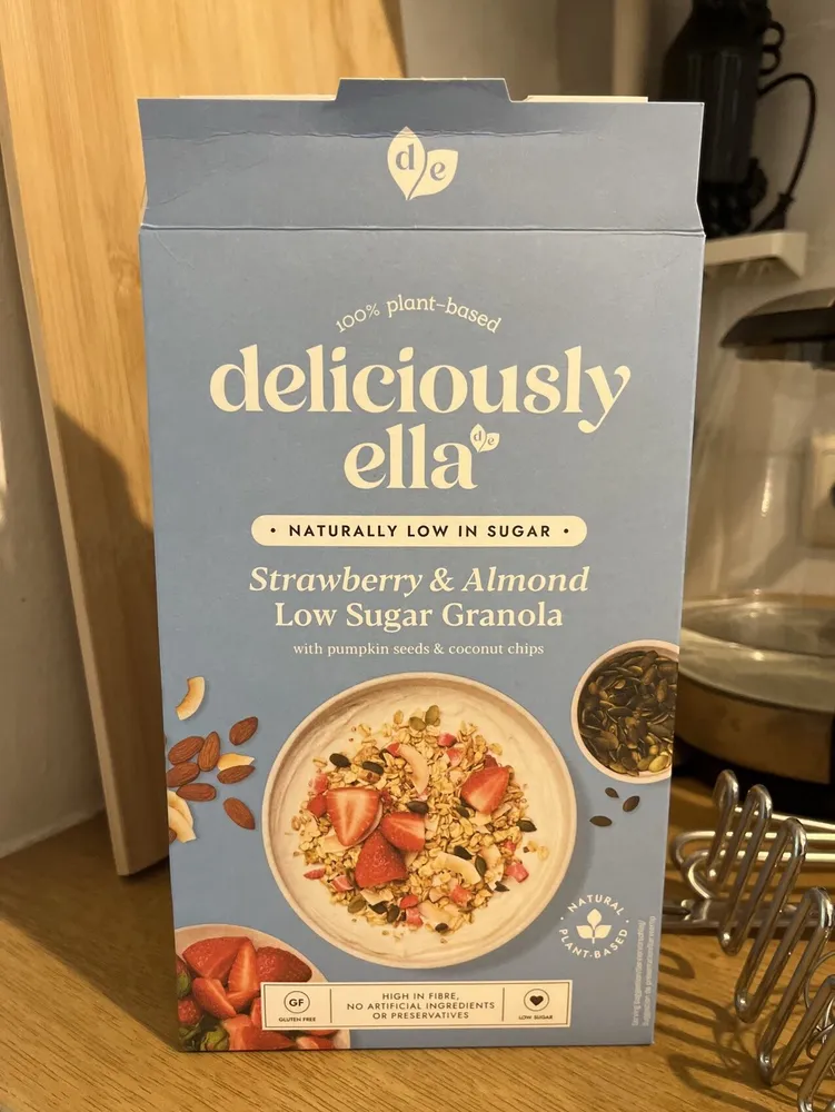 Strawberry & Almond Low Sugar Granola