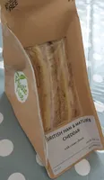 Sandwich-British ham and mature cheddar