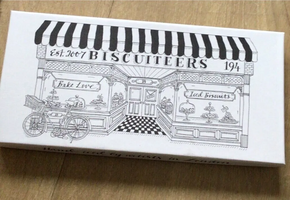 Lemoniced biscuites