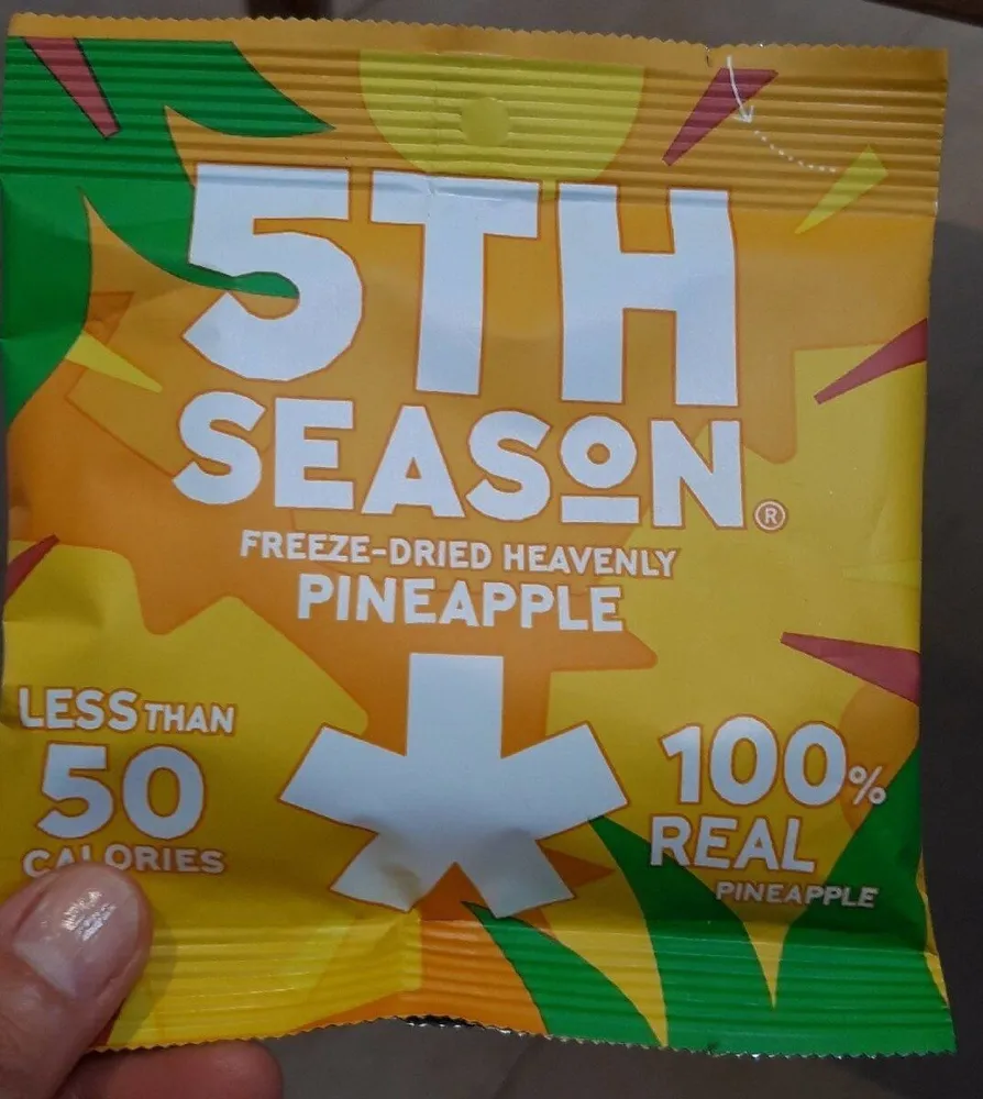 Freeze dried pineapple