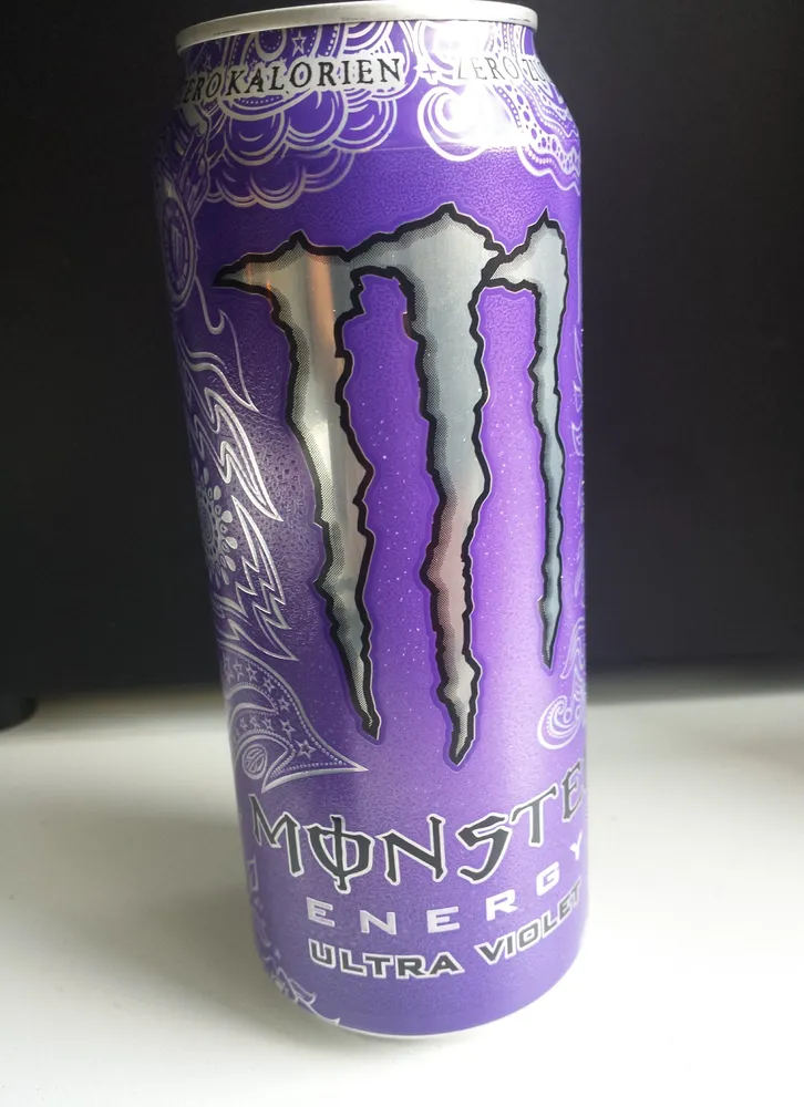 Energydrink "Ultra Violet"